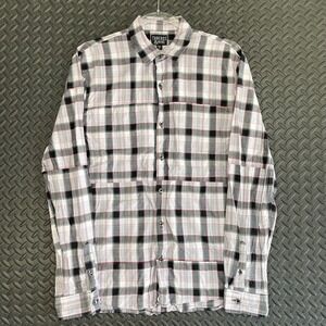 Threads & Heirs Black Gray Red‎ Button Up Plaid Casual Wear Shirt Men's Size M